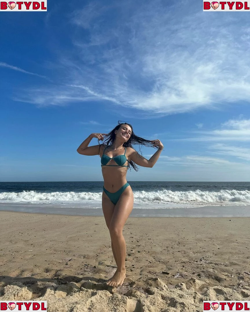 Larissa Manoela Onlyfans Photo Gallery 