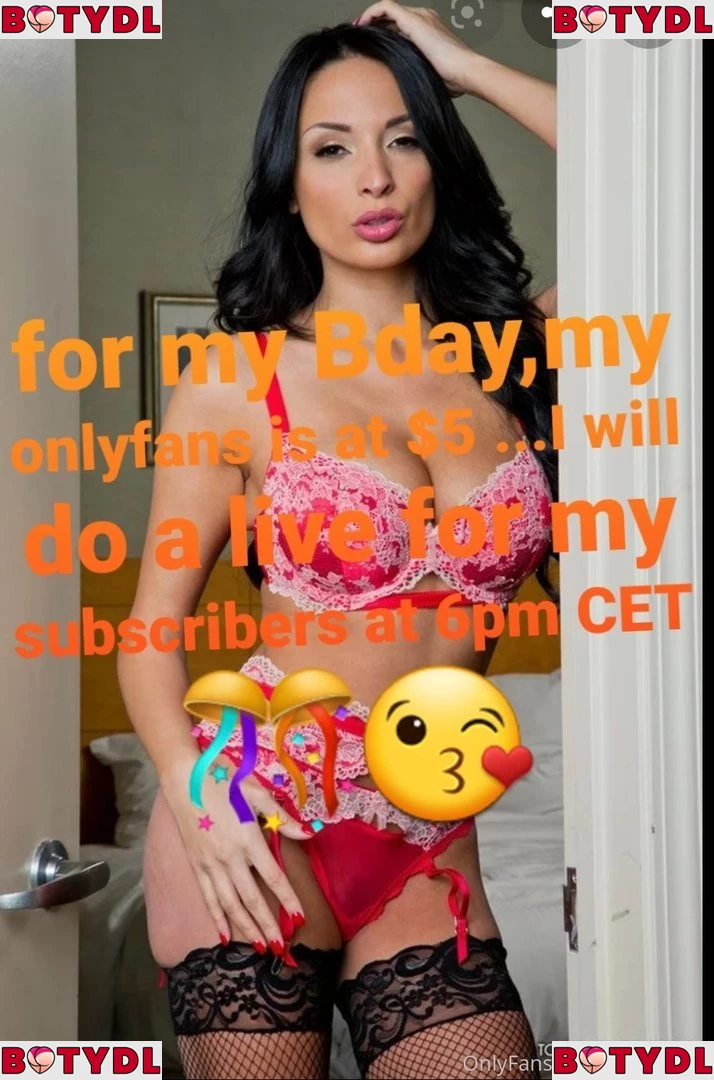 Anissakate Onlyfans Photo Gallery 