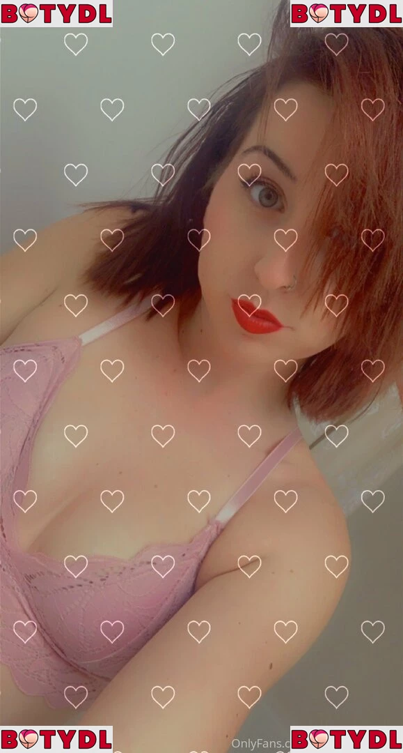 swallowpeaches Onlyfans Photo Gallery 