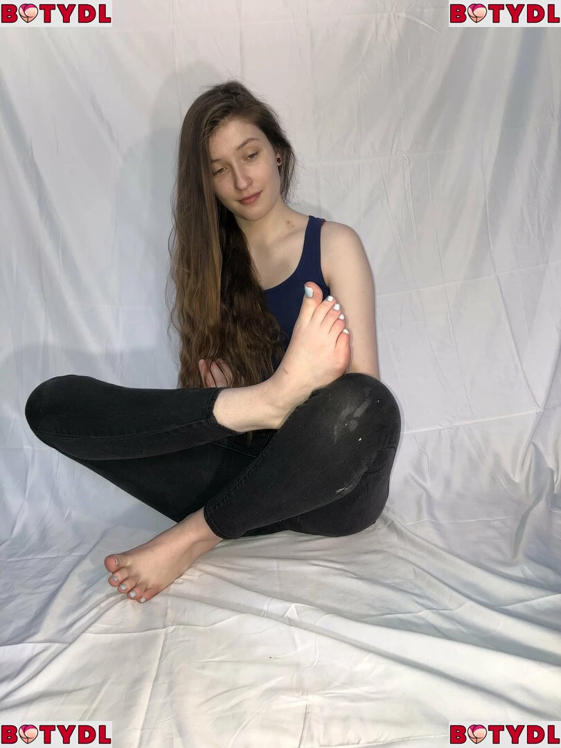 footiesfeets Onlyfans Photo Gallery 