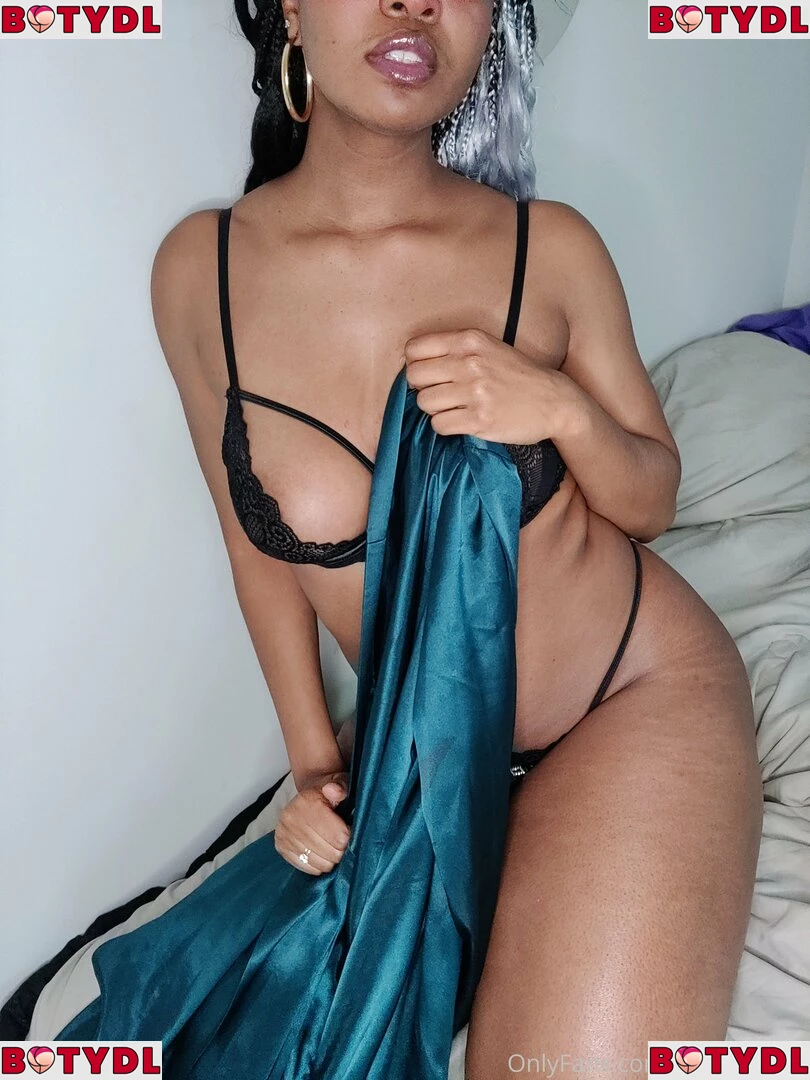 ebunnipurrl Onlyfans Photo Gallery 