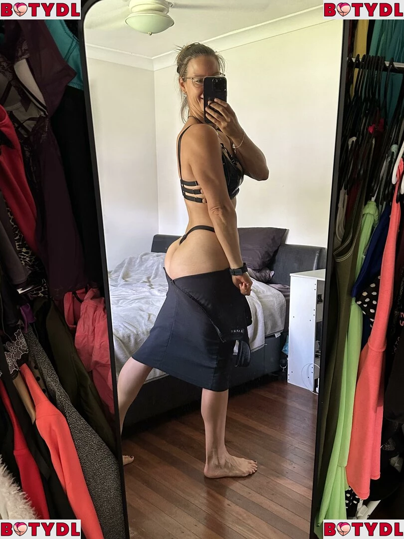 trishaslife Onlyfans Photo Gallery 