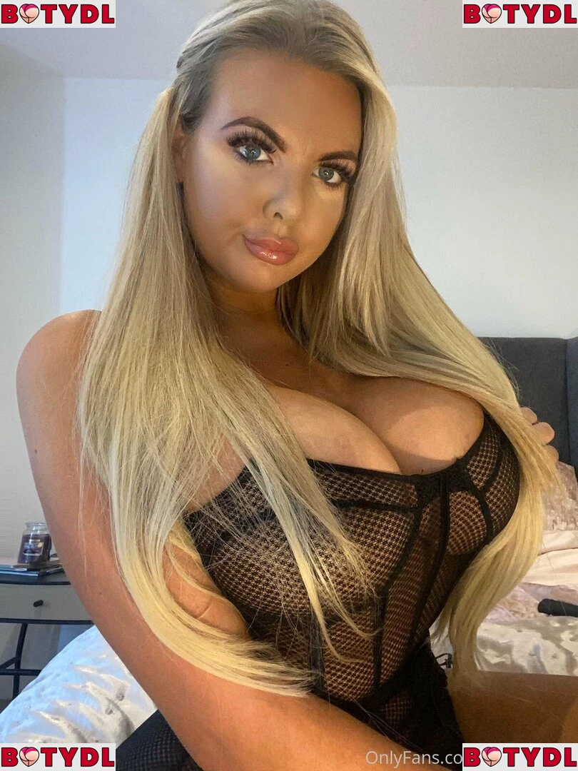 Victorialilyx Onlyfans Photo Gallery 