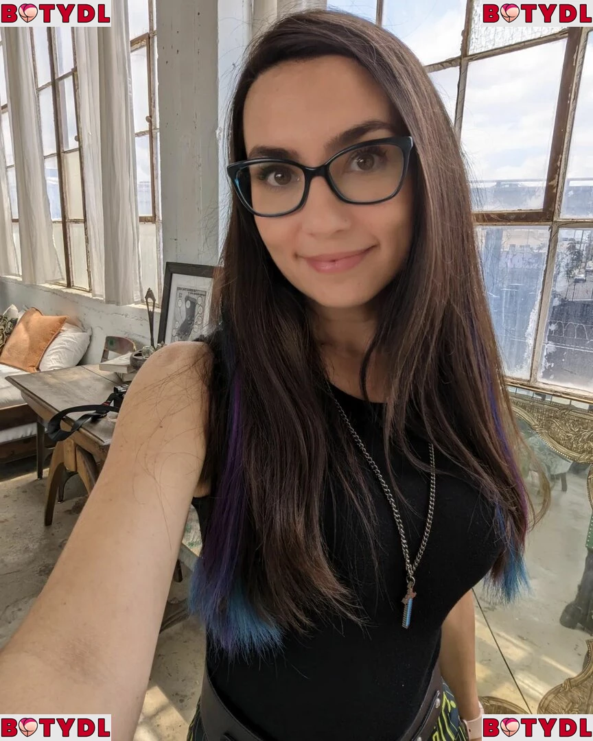 Trisha Hershberger Onlyfans Photo Gallery 