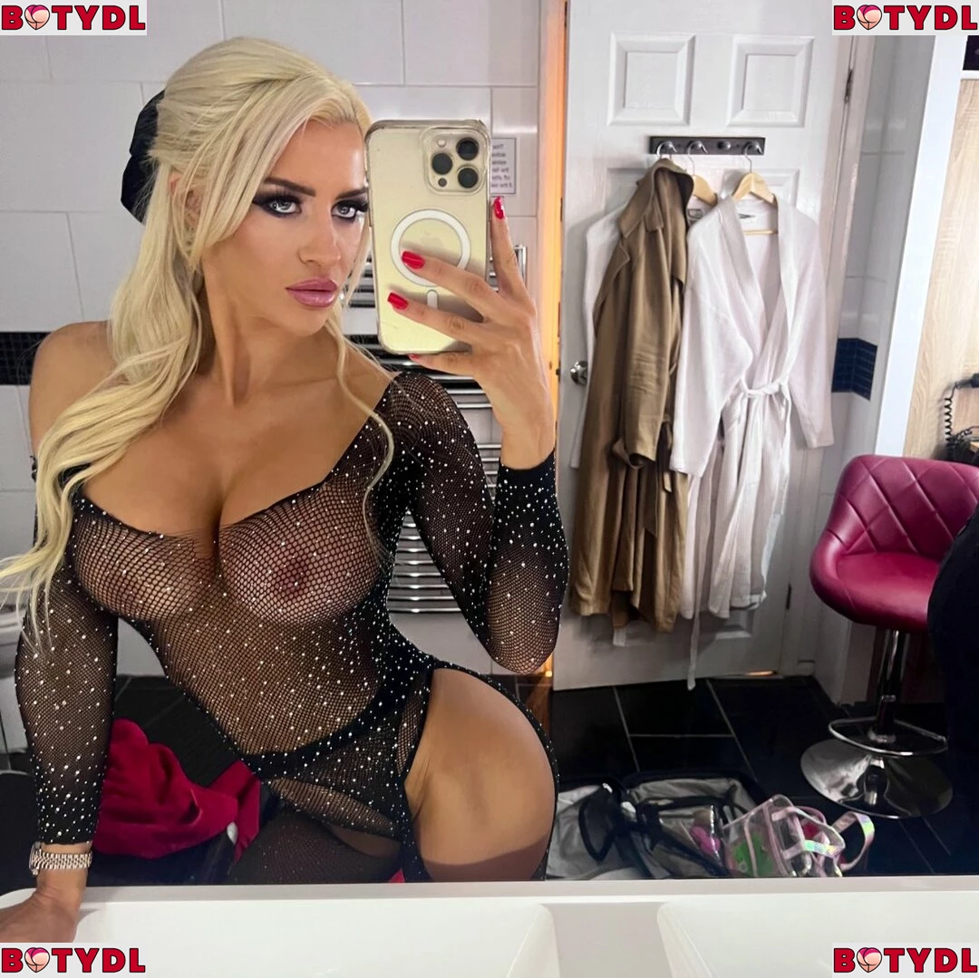 Sienna Day Onlyfans Photo Gallery 