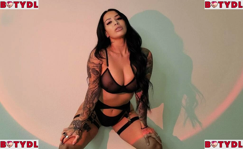 Katrina Jade Onlyfans Photo Gallery 