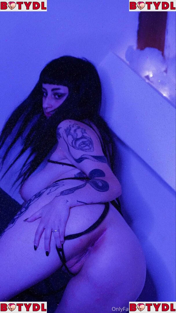 crybabyy19 Onlyfans Photo Gallery 