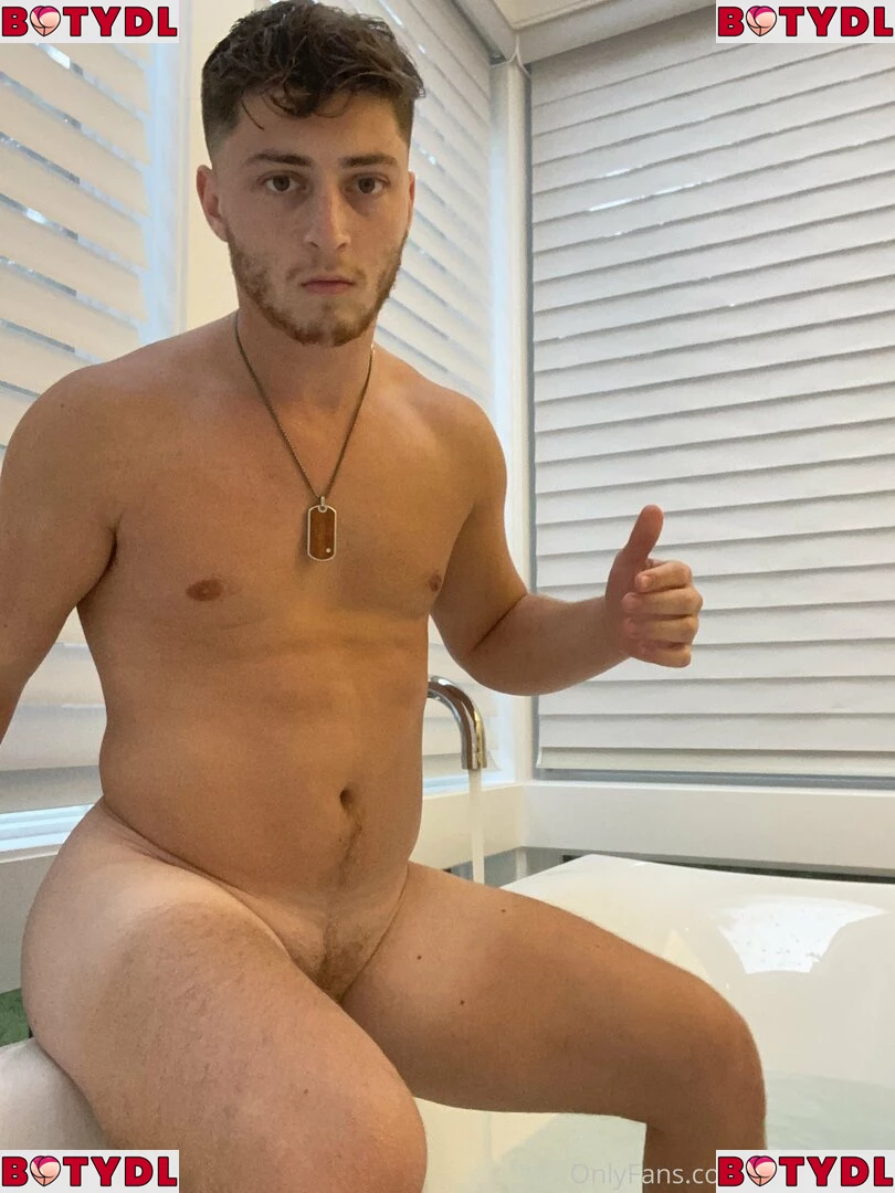 makaarons Onlyfans Photo Gallery 