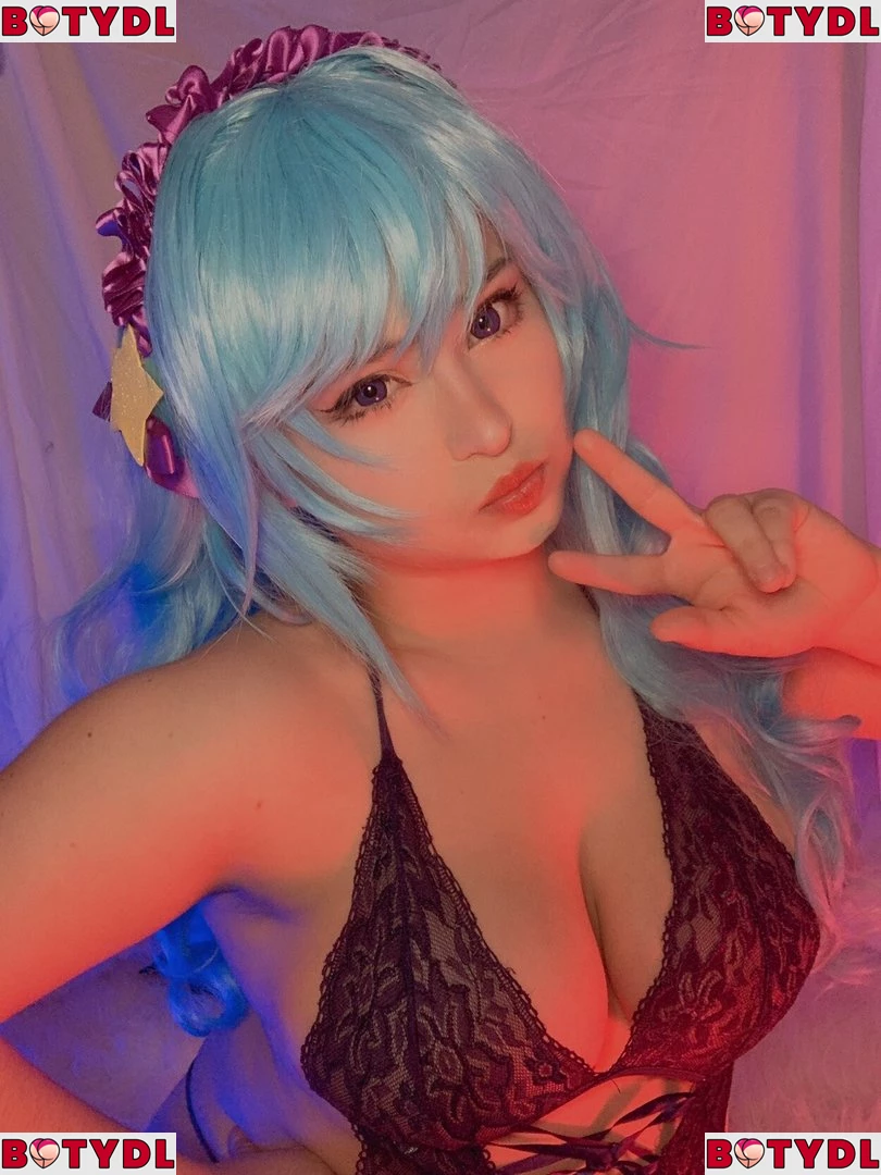 Mikumiku Onlyfans Photo Gallery 