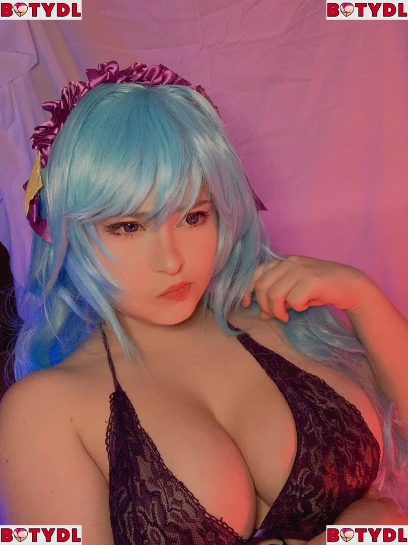 Mikumiku Onlyfans Photo Gallery 