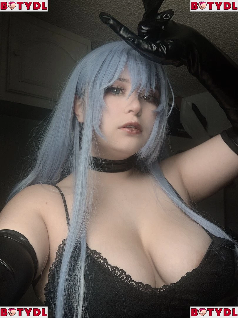 Mikumiku Onlyfans Photo Gallery 