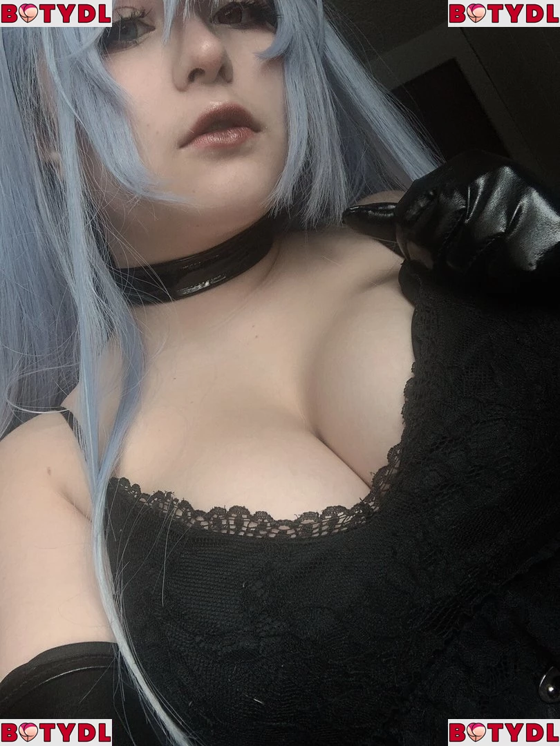 Mikumiku Onlyfans Photo Gallery 