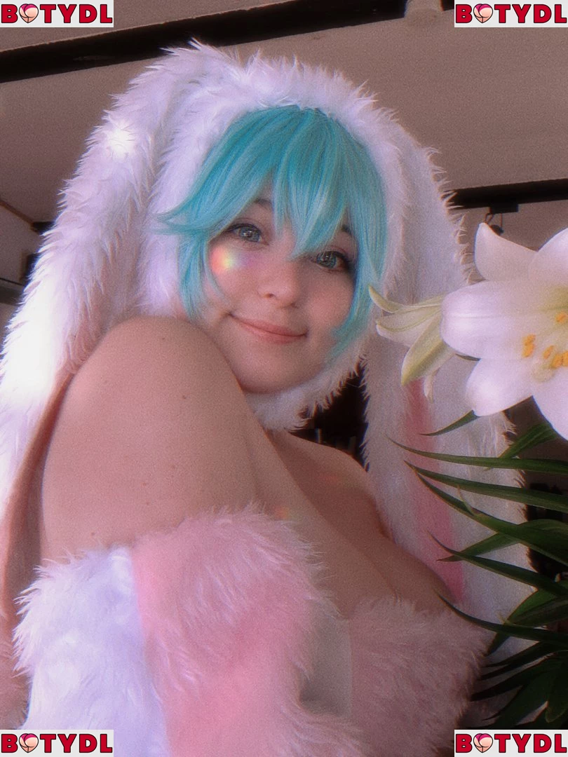 Mikumiku Onlyfans Photo Gallery 