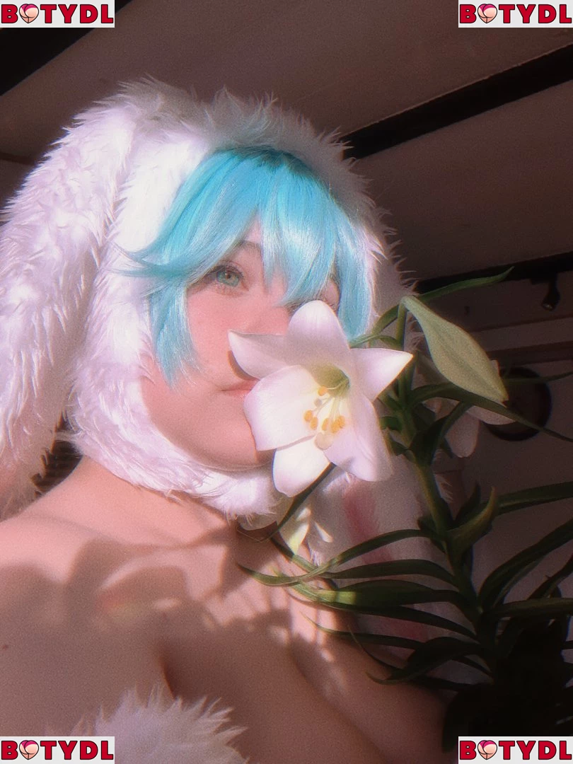 Mikumiku Onlyfans Photo Gallery 