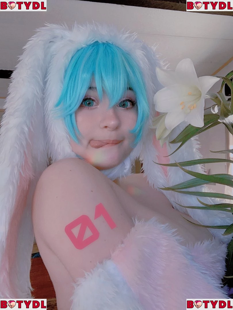 Mikumiku Onlyfans Photo Gallery 