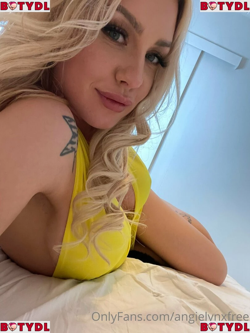 angielynxfree Onlyfans Photo Gallery 