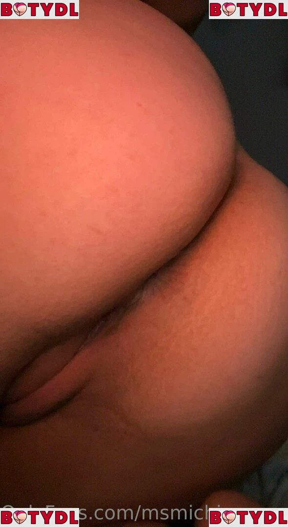 MichiganMelons Onlyfans Photo Gallery 