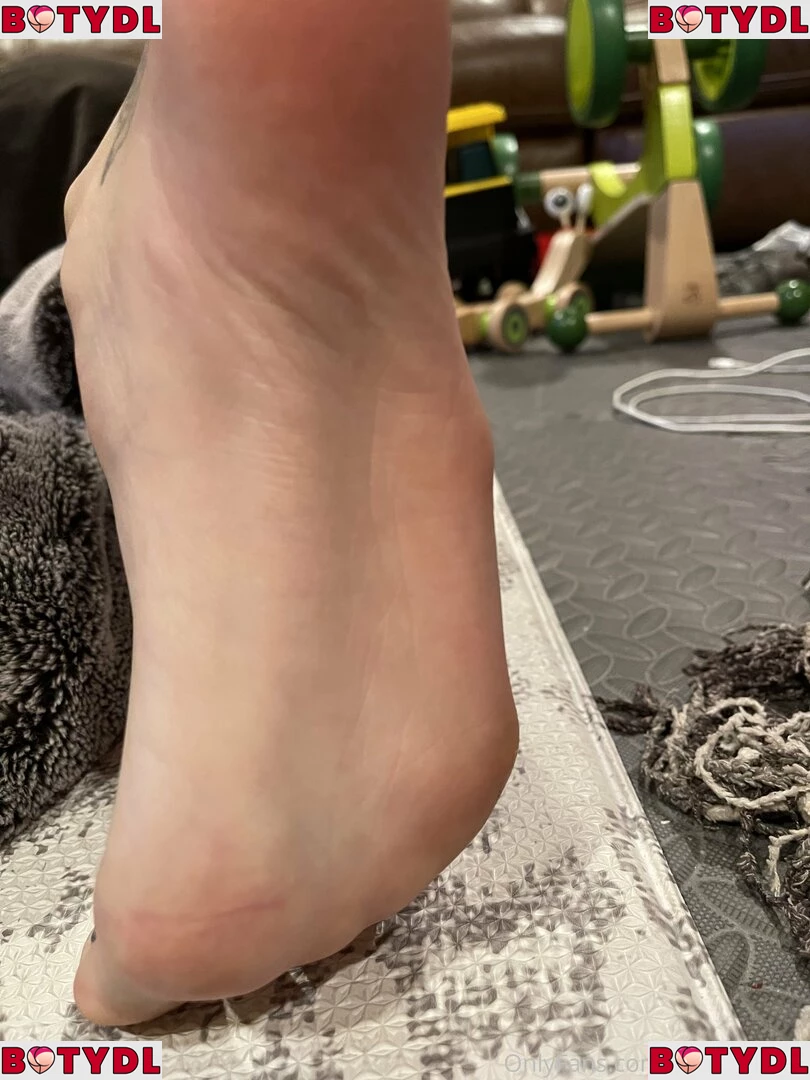 goddesszeldafeet11 Onlyfans Photo Gallery 