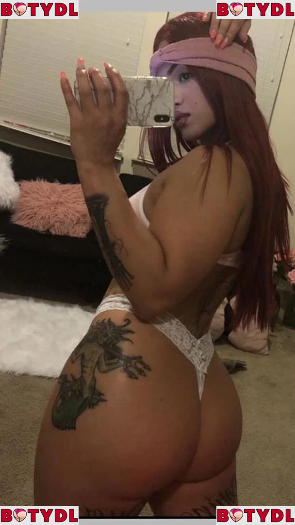 Lilie Leahdra Onlyfans Photo Gallery 