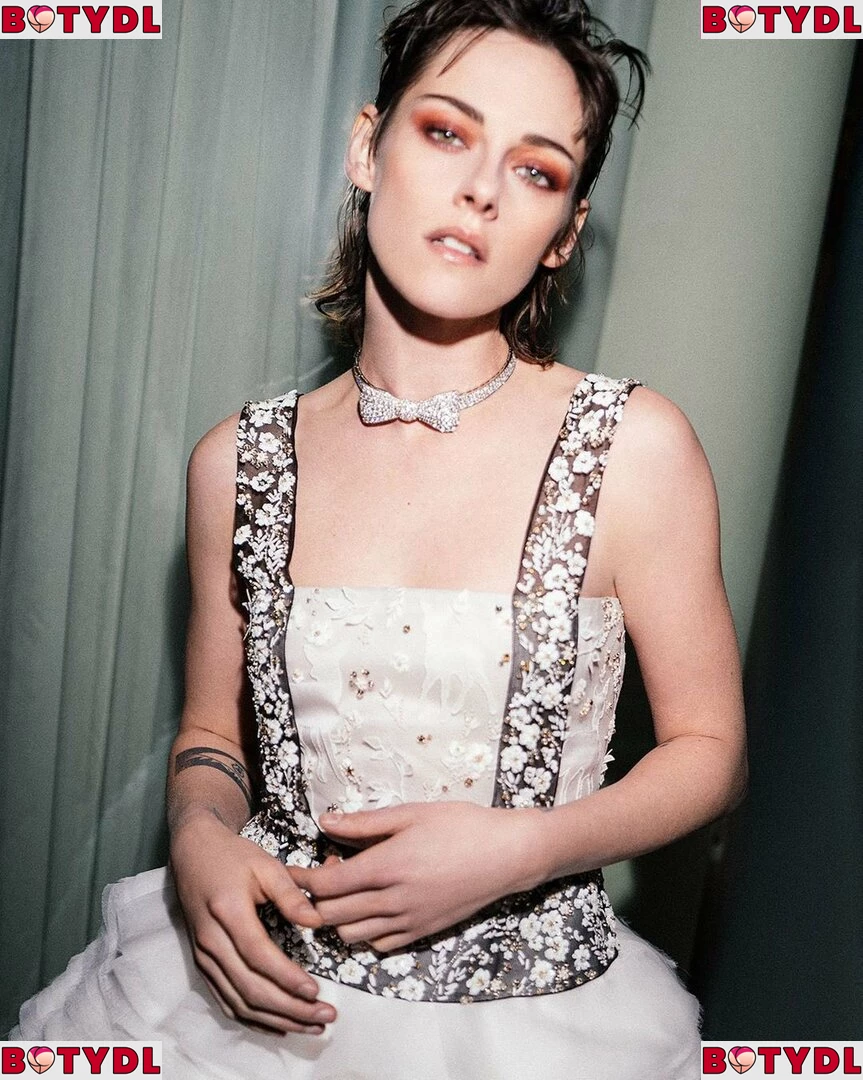 Kristen Stewart Onlyfans Photo Gallery 