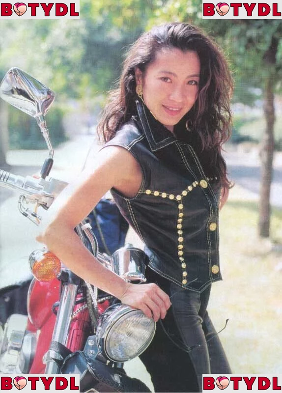 Michelle Yeoh Onlyfans Photo Gallery 