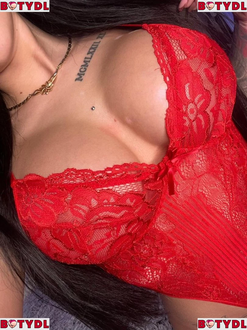 Magyarficial Onlyfans Photo Gallery 