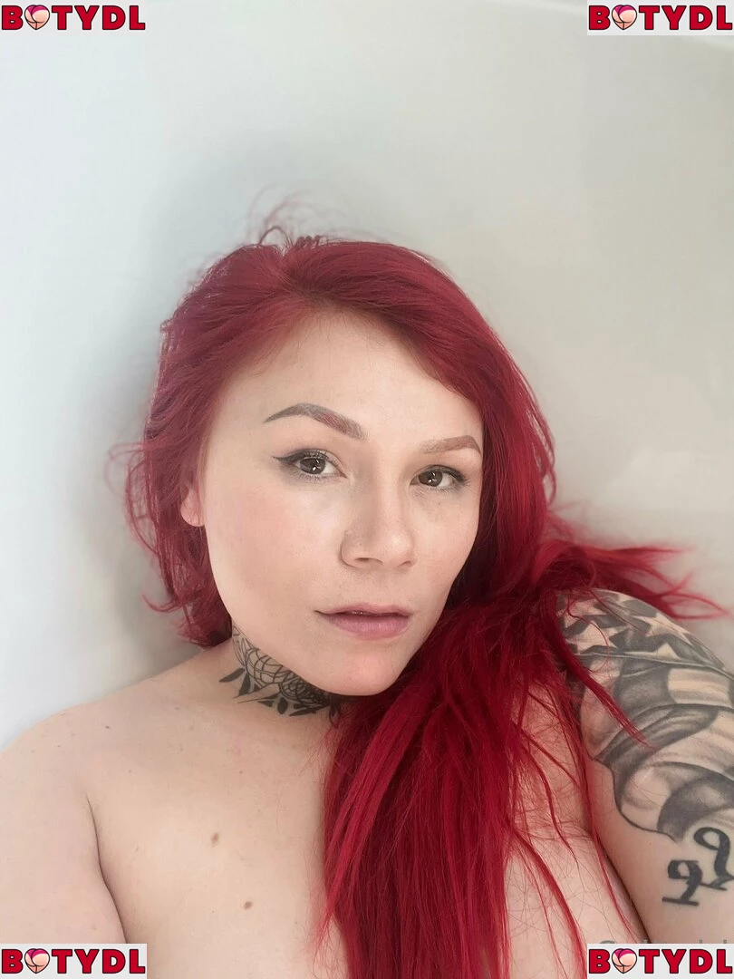 split.girl Onlyfans Photo Gallery 