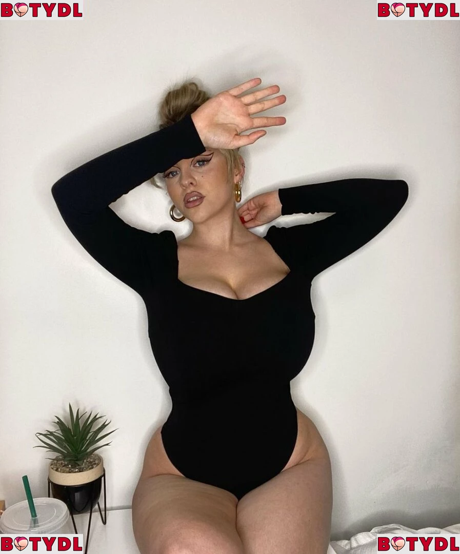 Amber Rose Brightman Onlyfans Photo Gallery 