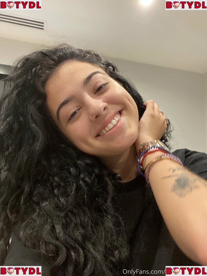 malutrevejo18 Onlyfans Photo Gallery 