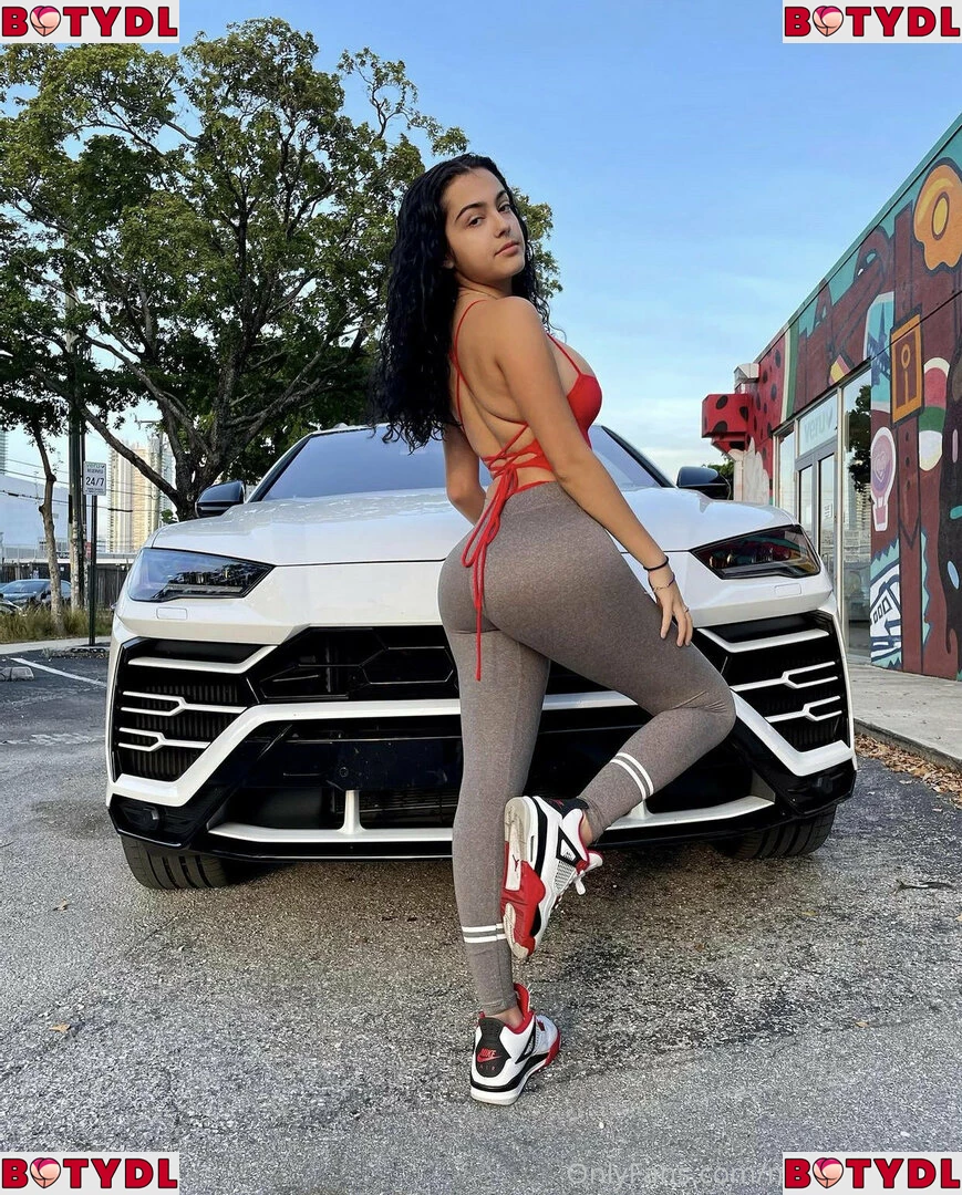 malutrevejo18 Onlyfans Photo Gallery 