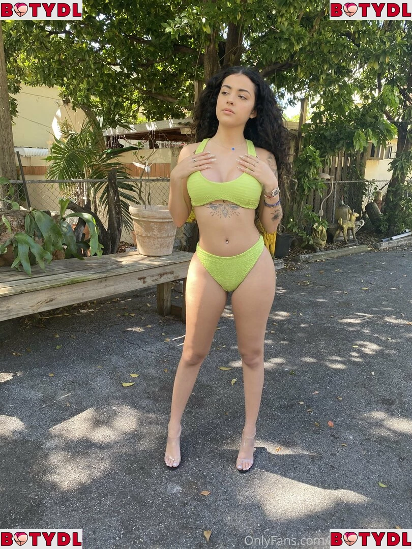 malutrevejo18 Onlyfans Photo Gallery 