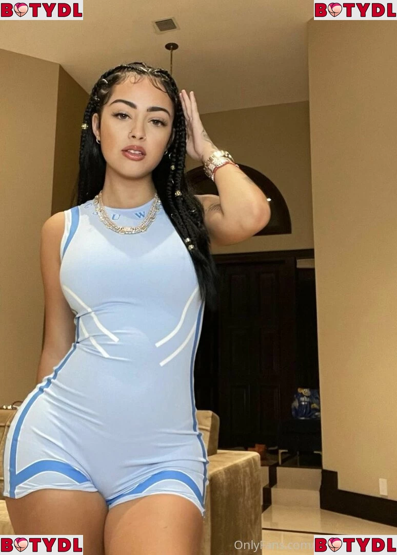 malutrevejo18 Onlyfans Photo Gallery 