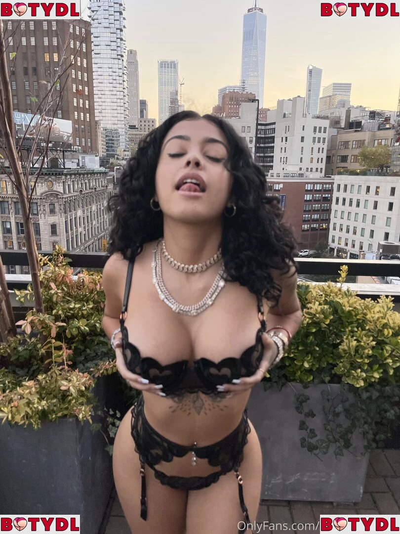 malutrevejo18 Onlyfans Photo Gallery 