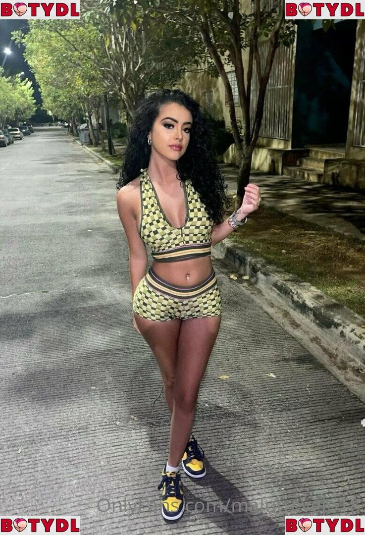 malutrevejo18 Onlyfans Photo Gallery 