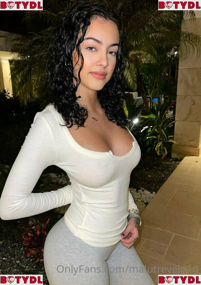 malutrevejo18 Onlyfans Photo Gallery 