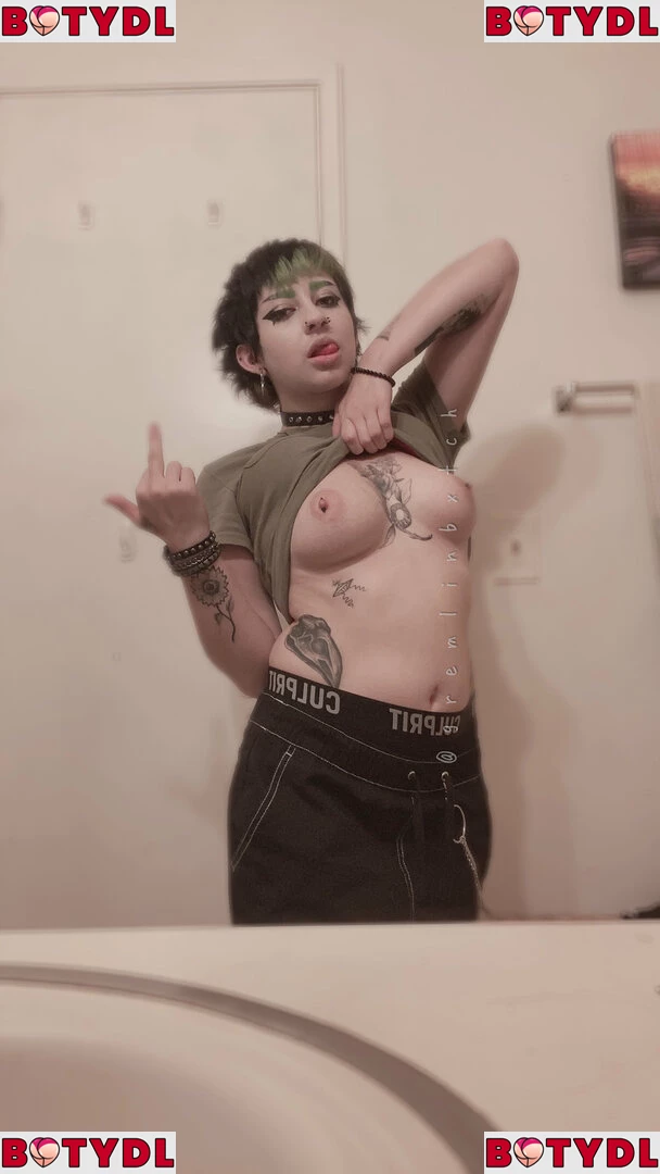 Gremlinbxtch Onlyfans Photo Gallery 