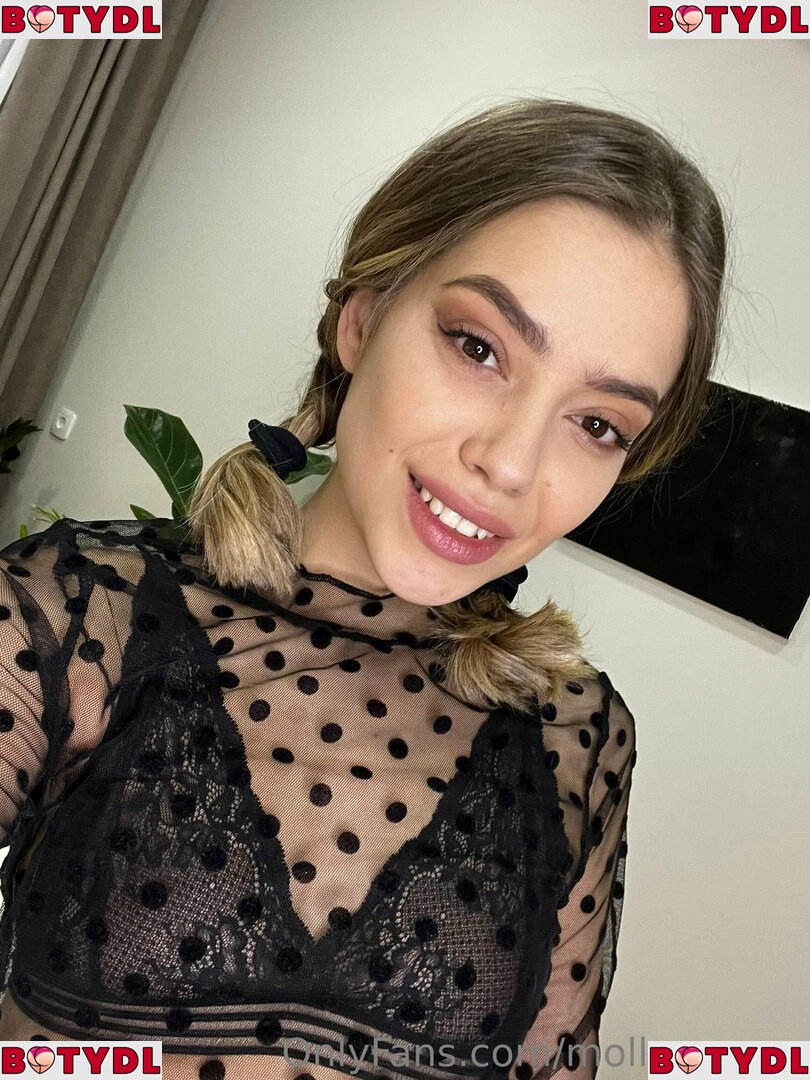 Molly Evans Onlyfans Photo Gallery 