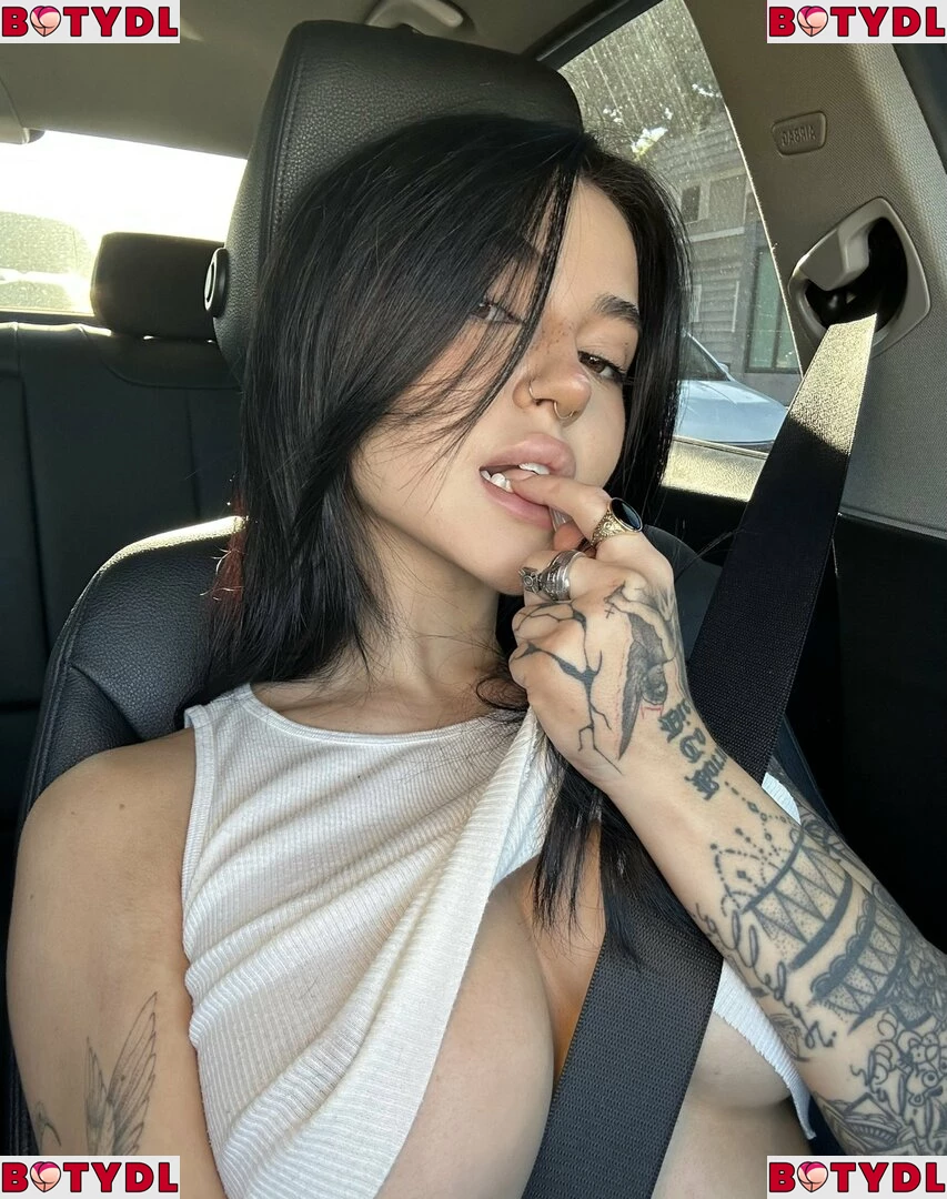 lunaelliee Onlyfans Photo Gallery 