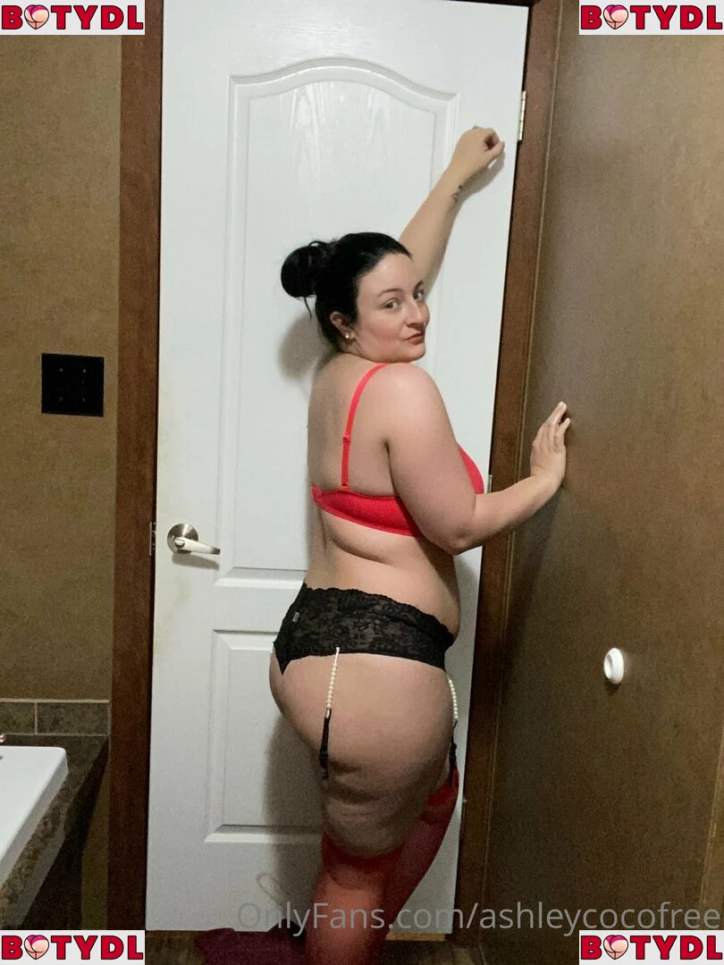 ashleycocofree Onlyfans Photo Gallery 