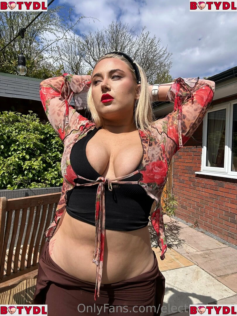 electra_heart Onlyfans Photo Gallery 