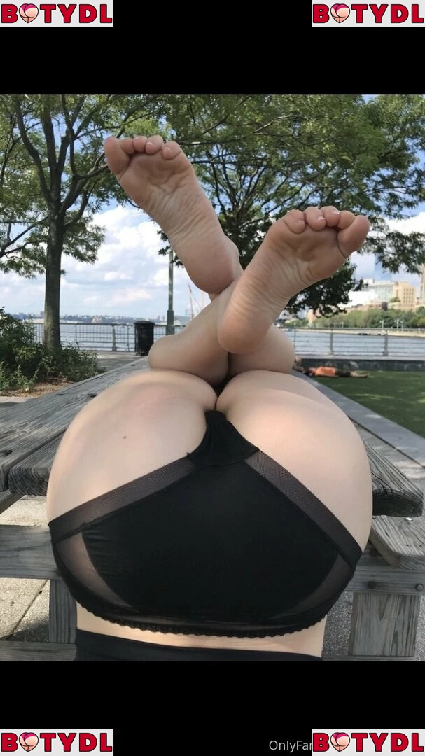 missjackies_feet Onlyfans Photo Gallery 