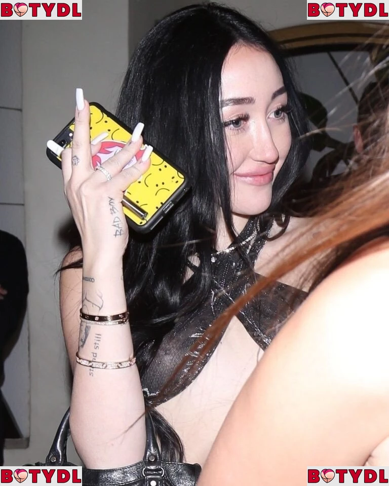 Noah Cyrus Onlyfans Photo Gallery 