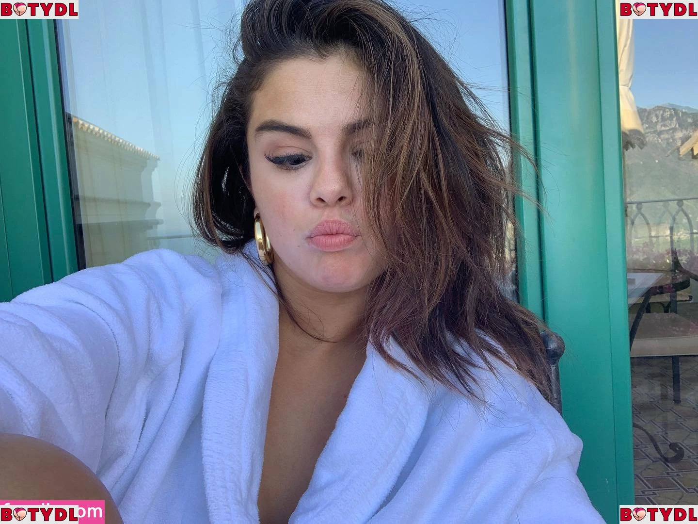 Selena Gomez Onlyfans Photo Gallery 