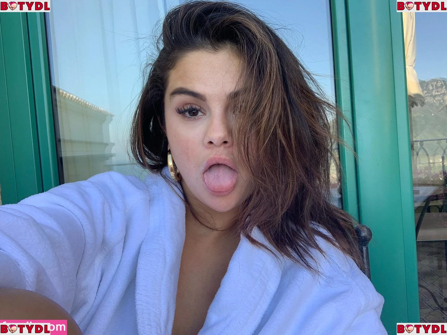 Selena Gomez Onlyfans Photo Gallery 