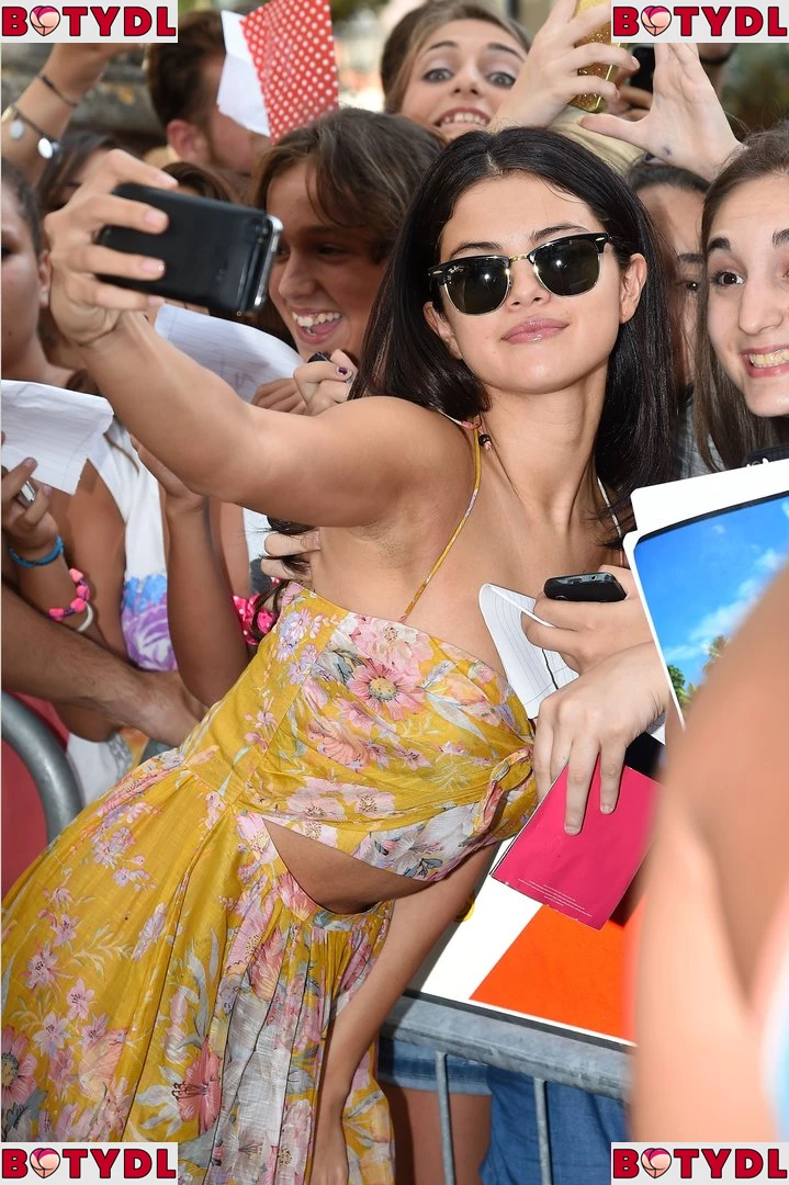 Selena Gomez Onlyfans Photo Gallery 