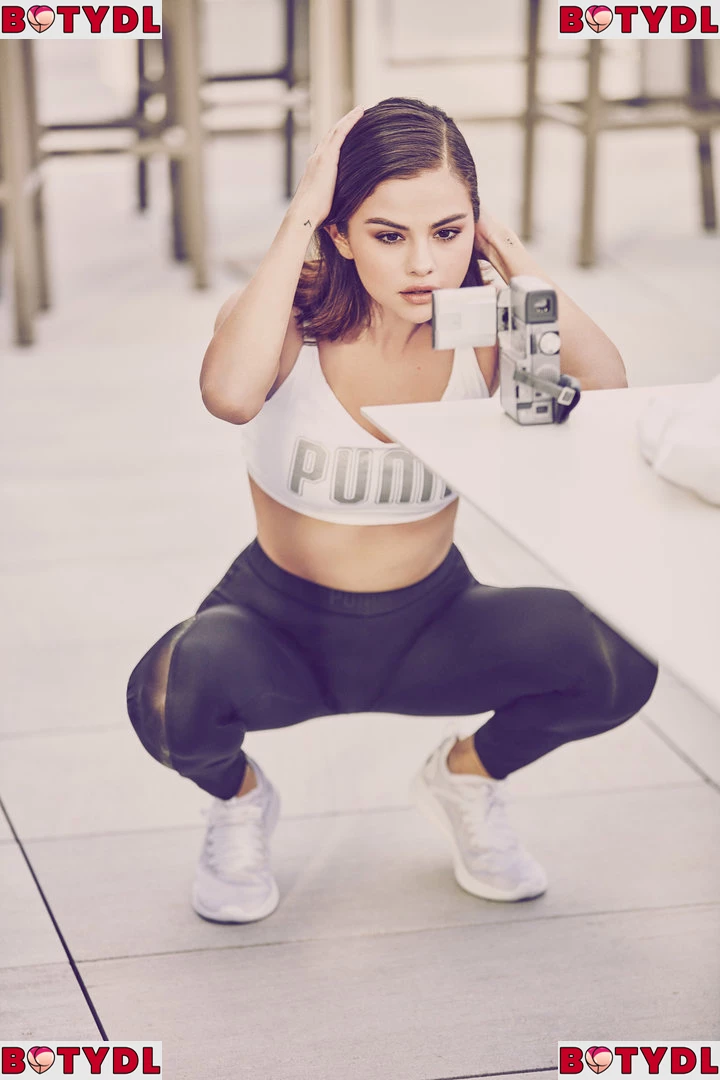 Selena Gomez Onlyfans Photo Gallery 