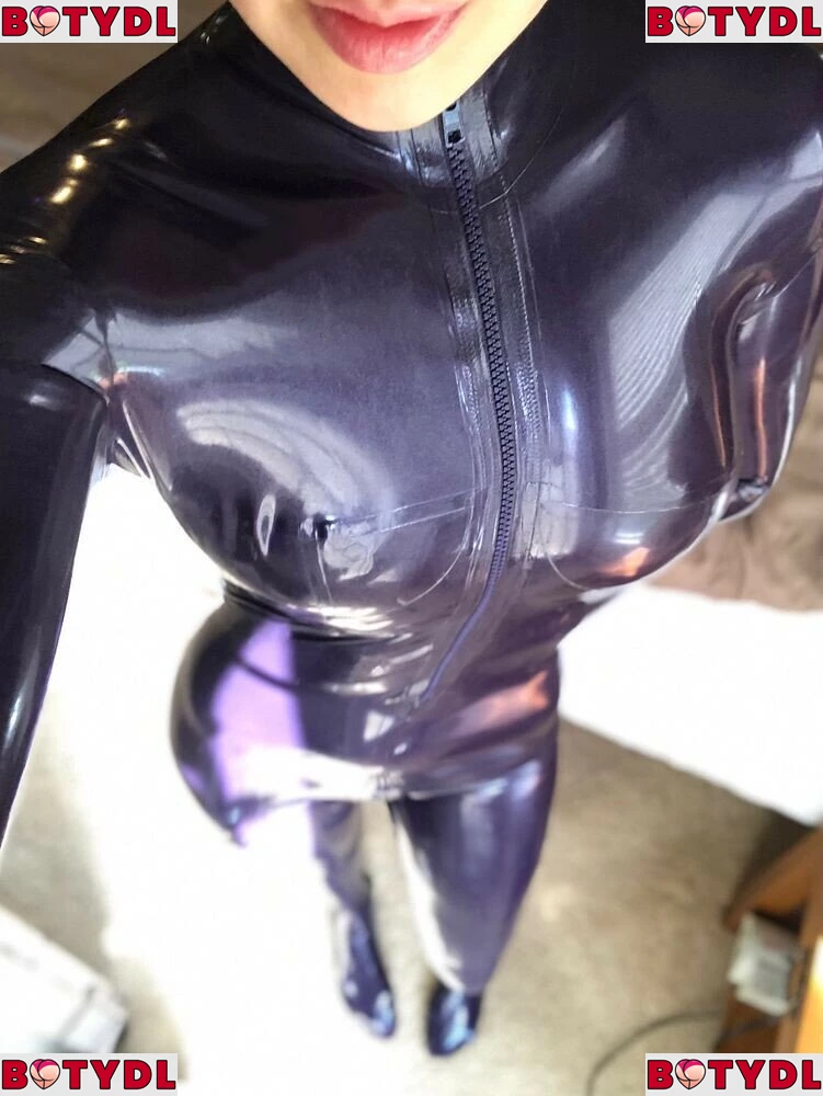 Latex Fetish Onlyfans Photo Gallery 