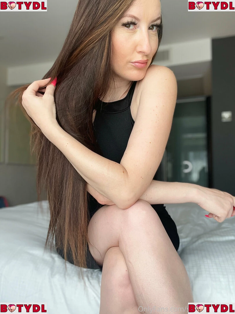 sophiasmithuk Onlyfans Photo Gallery 