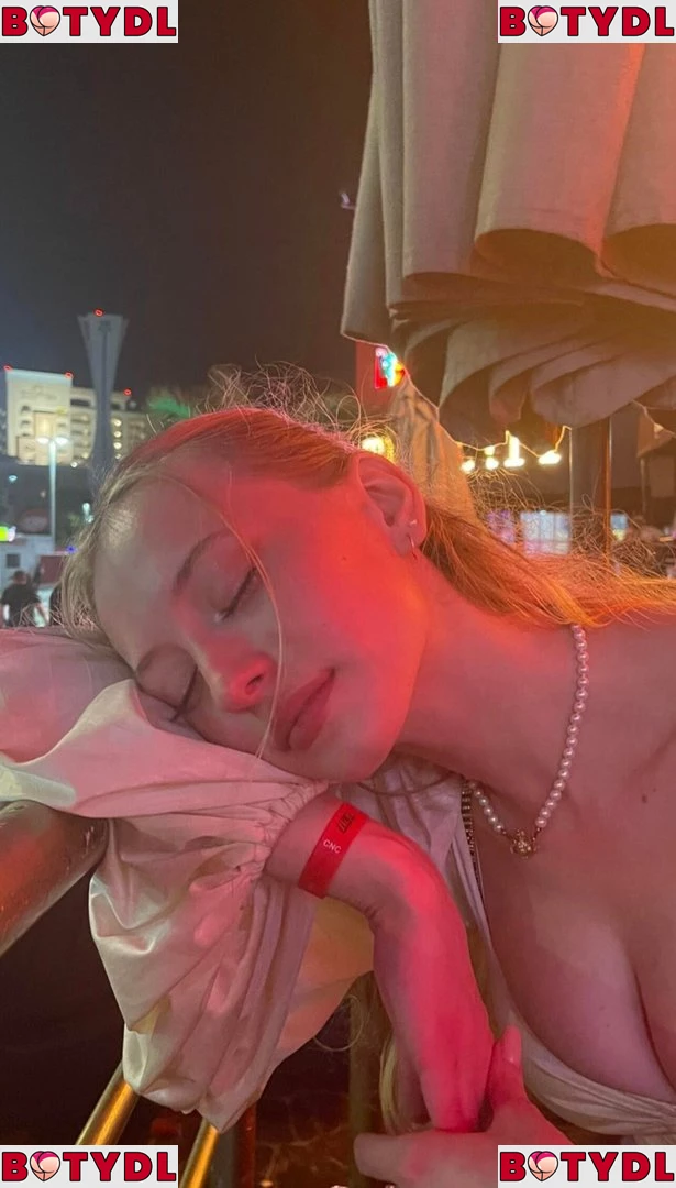 Sophia Diamond Onlyfans Photo Gallery 