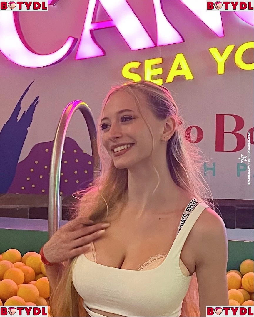 Sophia Diamond Onlyfans Photo Gallery 